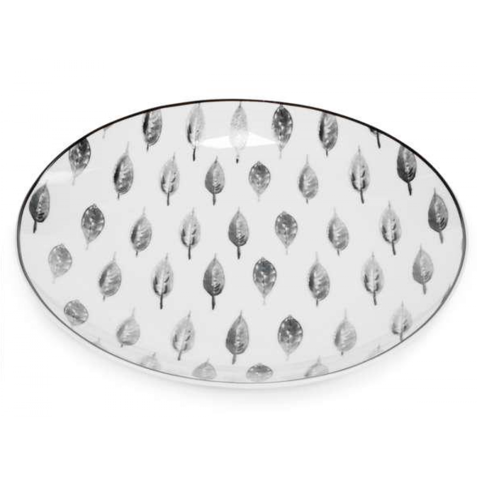 Elegant Leaf Pattern Plate