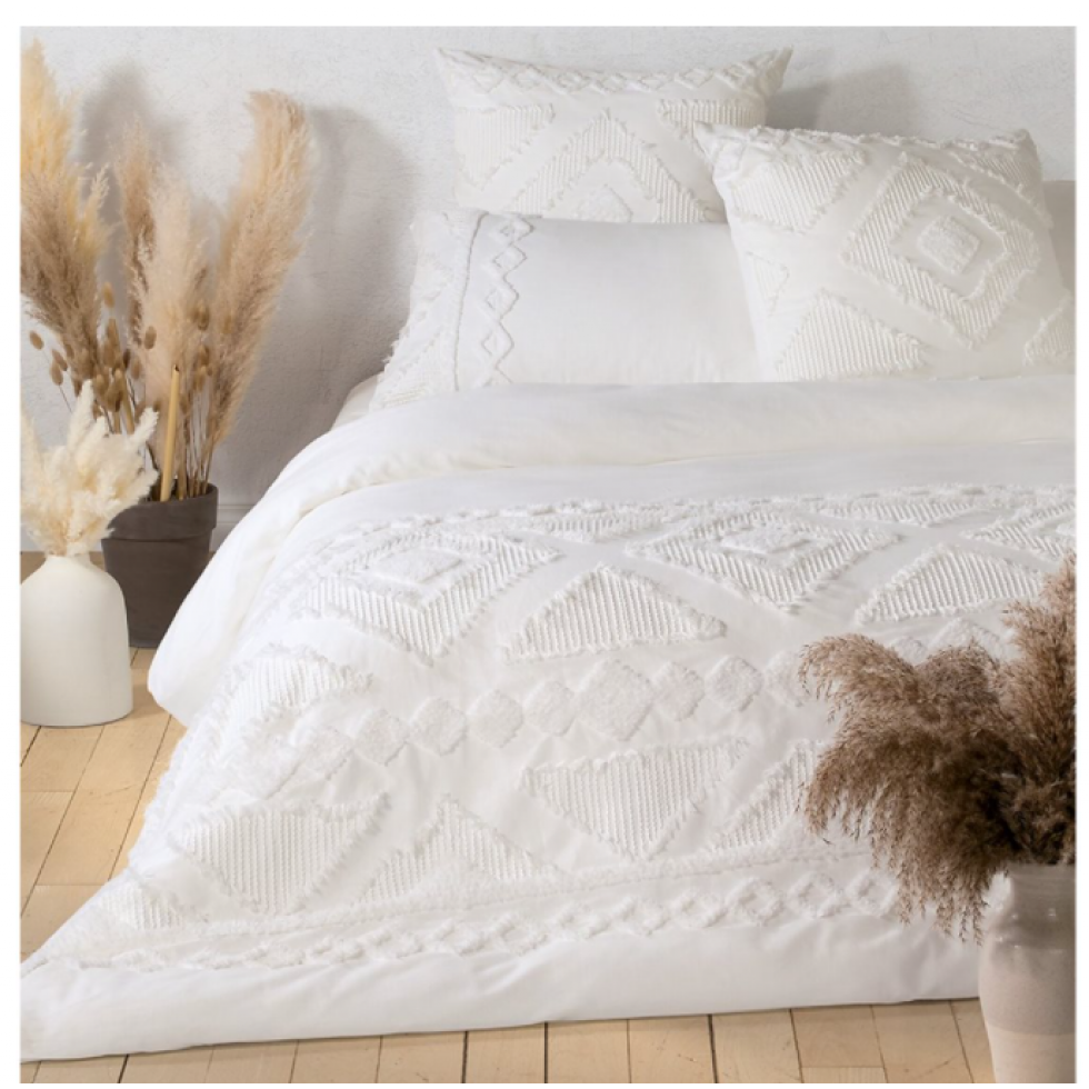 Housse de Couette Blanche Raitha – Élégance Texturée