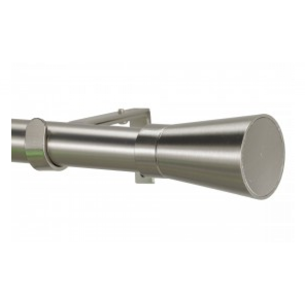 Linea curtain pole with a sleek design
