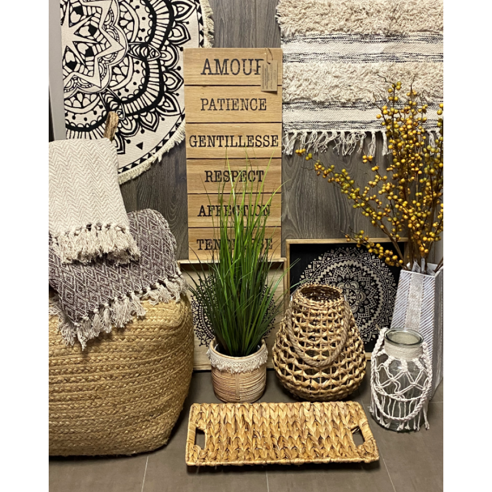 Tapis à Rayures et Franges